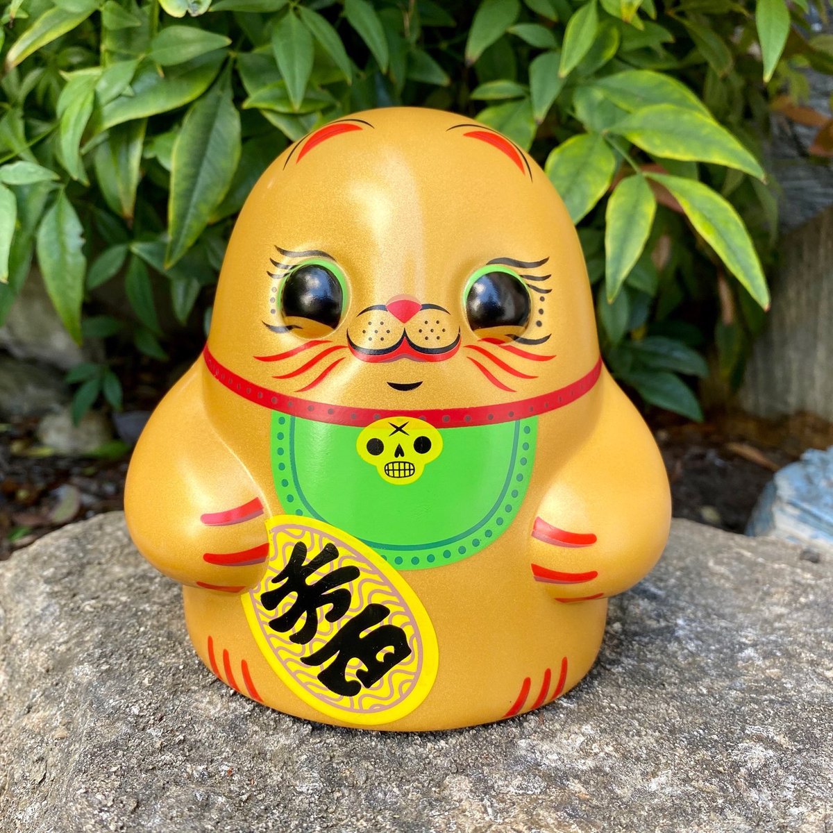 Bimtoy Tiny Ghost Gold Maneki Neko
